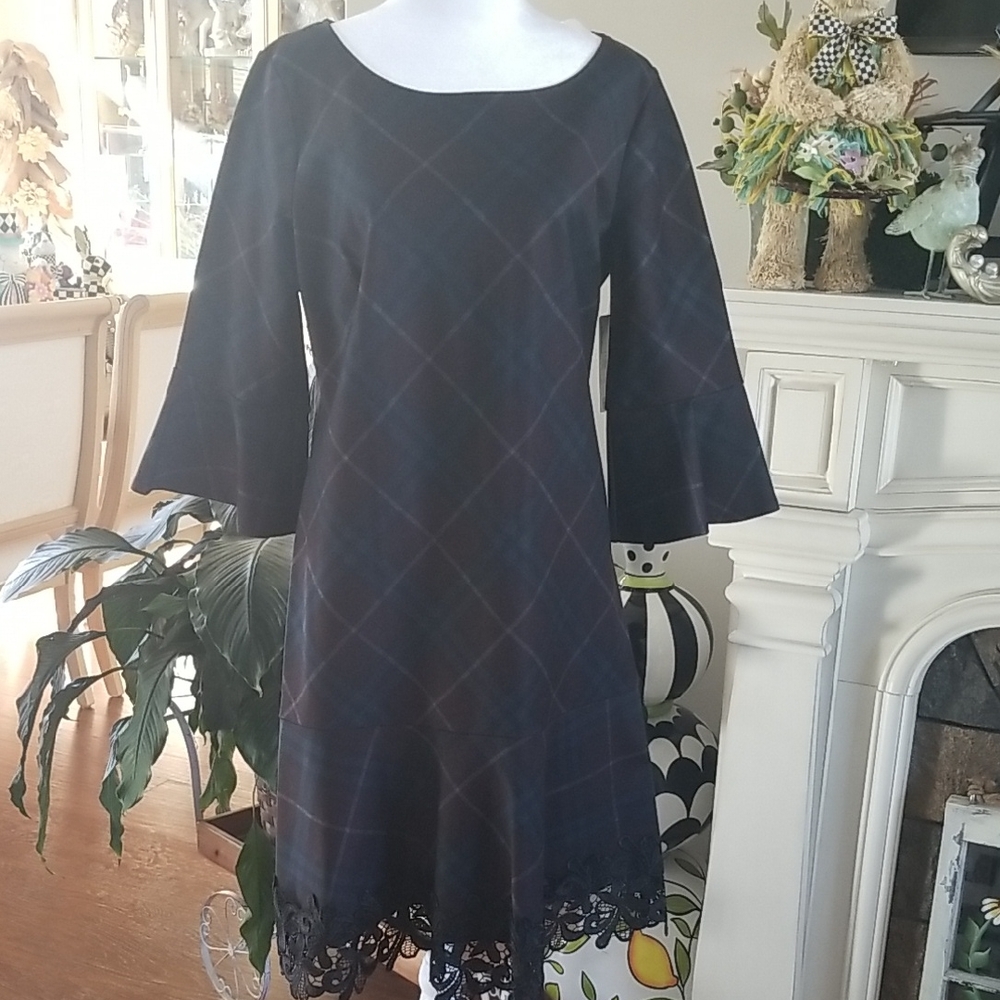 Chinese Laundry Navy Plaid Long Sleeve Dress